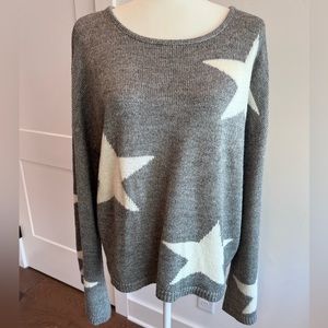 Star Wide Sleeve Sweater
